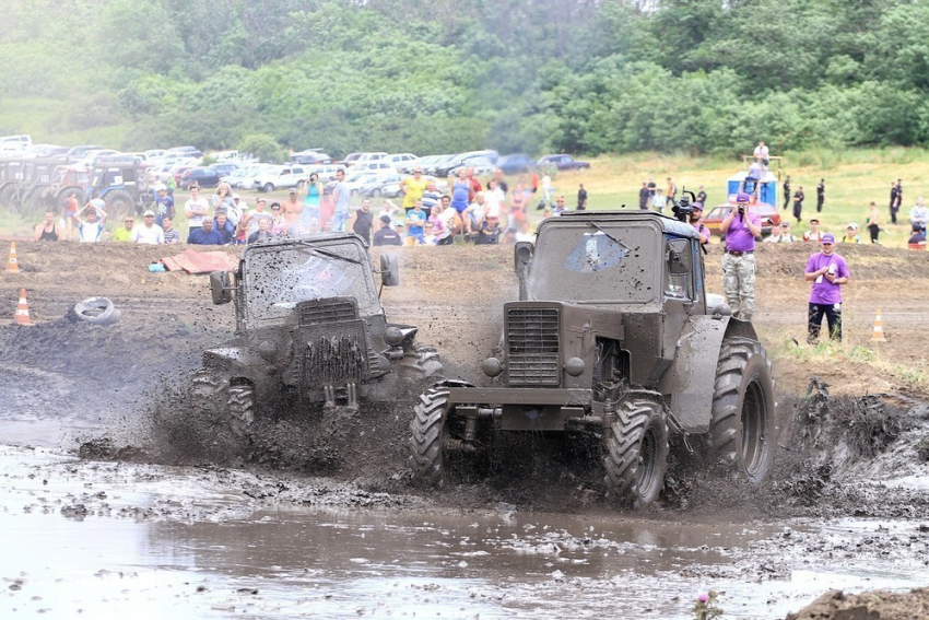 В Ростове выберут лучшего тракторного гонщика страны