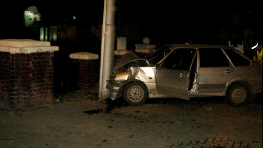 В Первомайском районе Ростова один человек погиб, двое ранены в аварии 