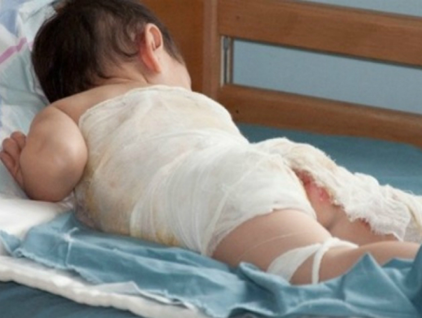 Двухлетний мальчик насмерть обварился в заполненной кипятком ванной в Ростовской области