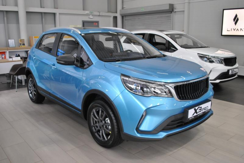 Жители Ростова могут лично познакомиться с новым LIVAN X3 PRO