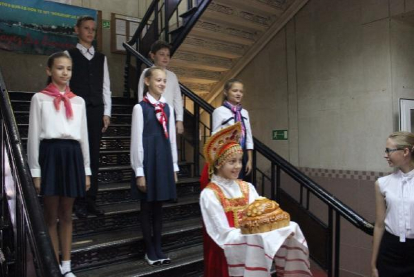 Французская делегация побывала в ростовской гимназии № 45