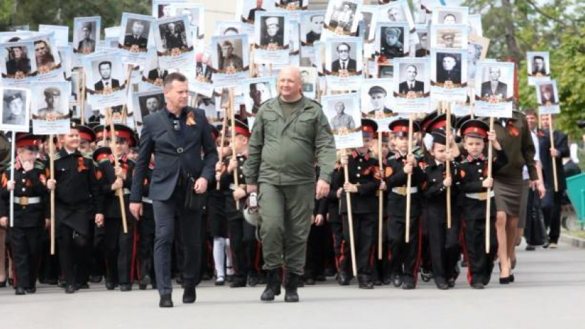 В Ростове впервые прошел студенческий «Бессмертный полк»