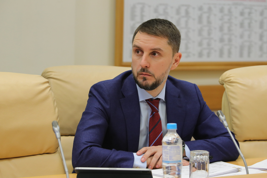 Замгубернатора Ростовской области Хохлов может перейти на работу в администрацию президента РФ