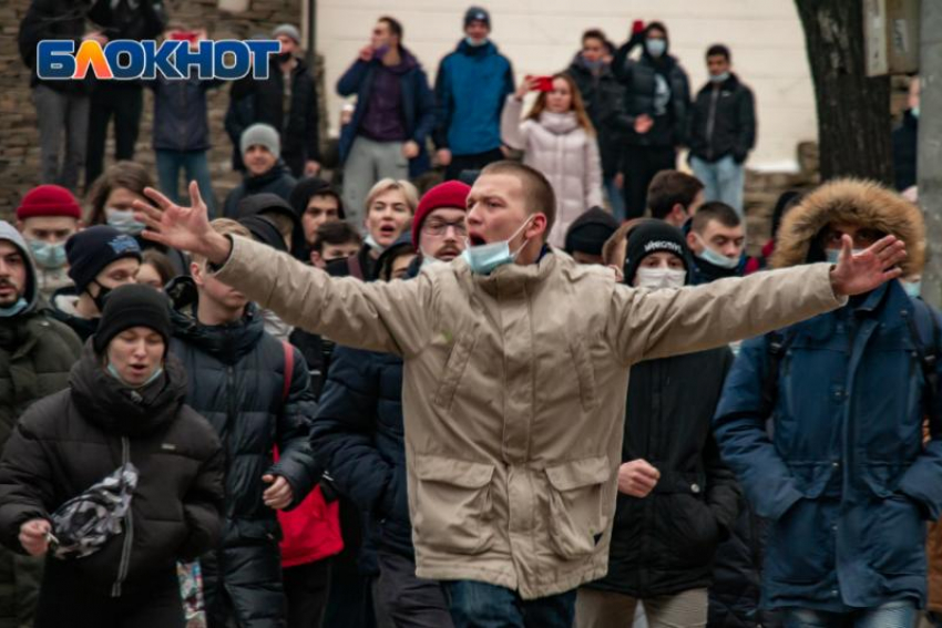 В Ростове мужчину арестовали на 7 суток за призывы выйти на митинг