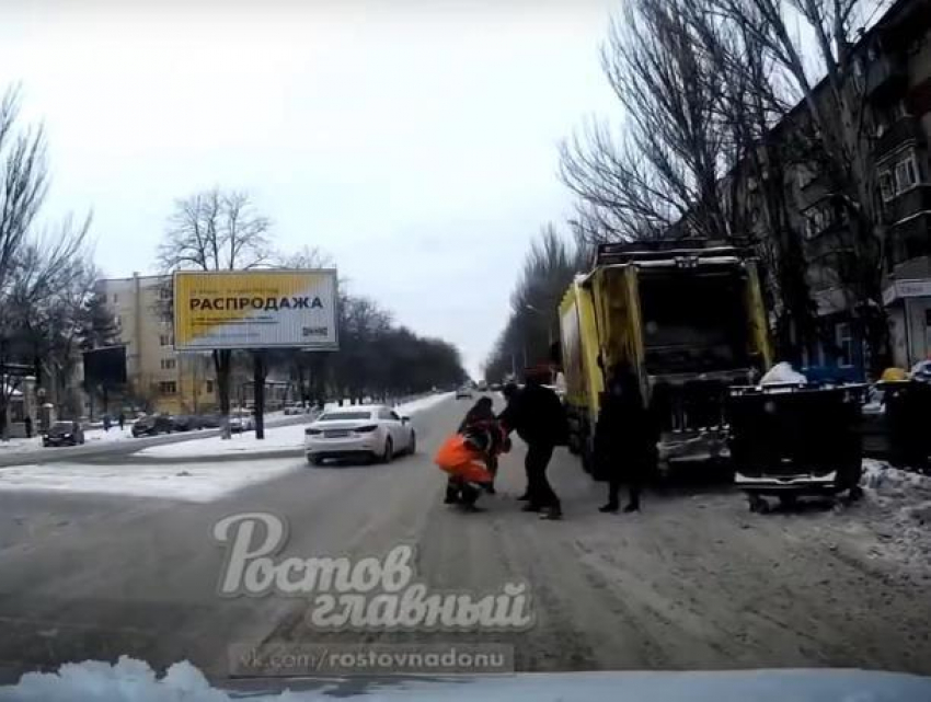 В Ростове-на-Дону мужчина избил работника коммунальной службы