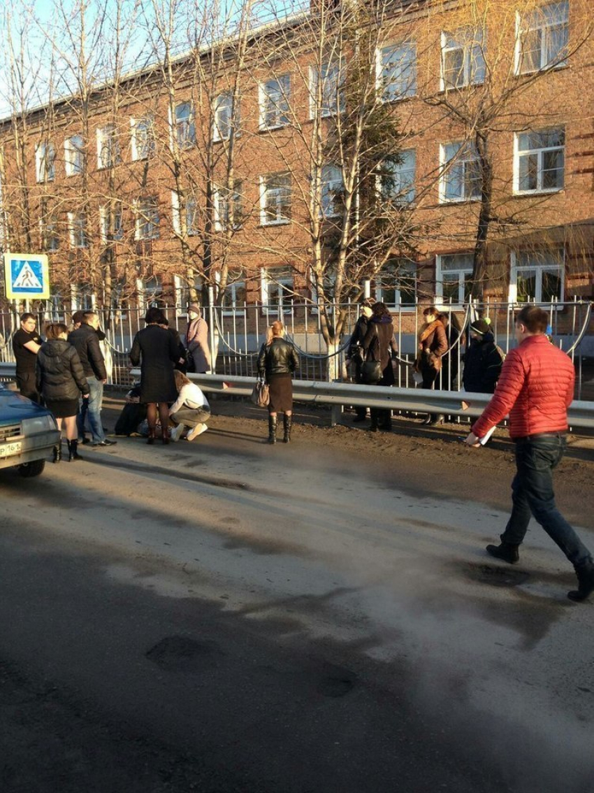 Школьницу сбили на пешеходном переходе в Ростовской области