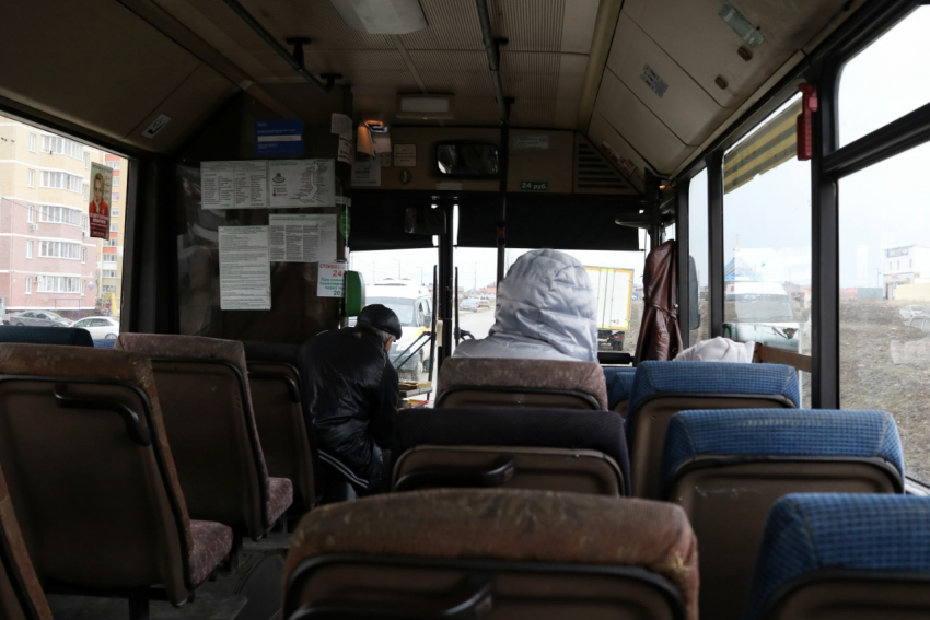 В Ростове поймали более 230 пассажиров без масок в автобусах