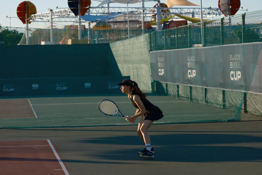 «Первая ракетка» начинает игру на вылет: завершены съемки первого российского сериала о теннисе для Wink