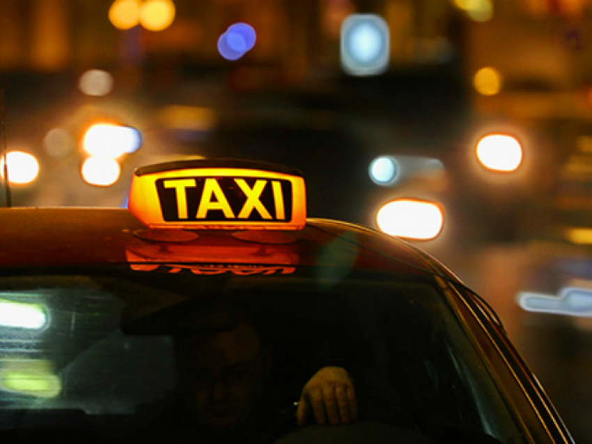 История ростовчанки о «добром» таксисте на новенькой «Мазде» взбудоражила соцсети