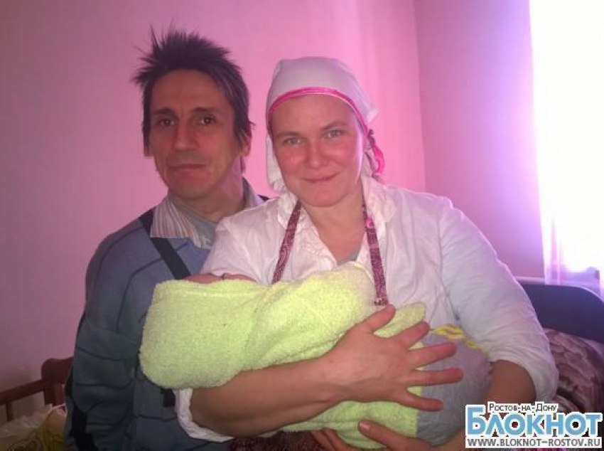 В Ростовской области здоровая женщина родила ребенка от инвалида с ДЦП