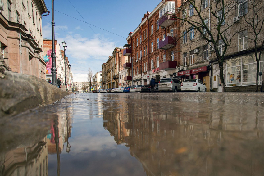 МЧС объявило штормовое предупреждение из-за ливней с градом в Ростовской области 