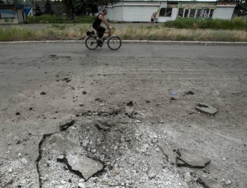 Три боеприпаса разорвались на территории  Ростовской области, прилетев с Украины