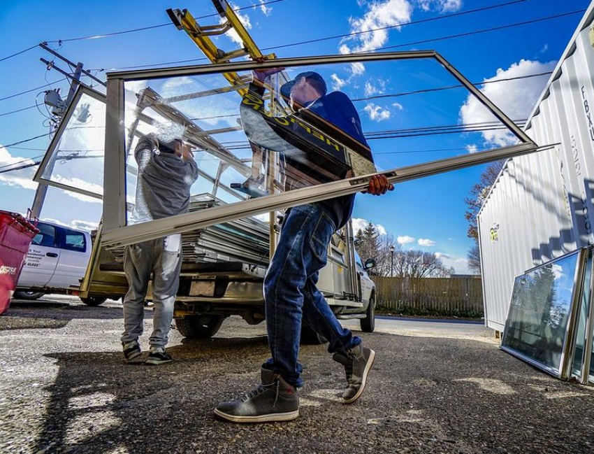 Эти ребята возьмут все заботы на себя