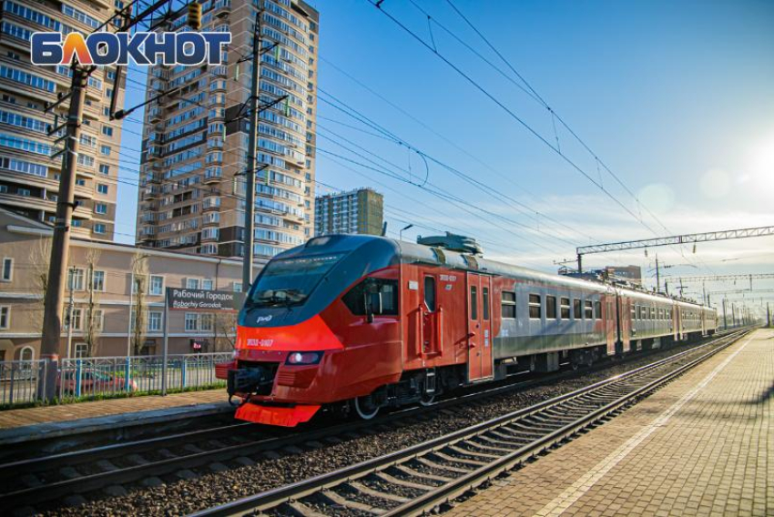 Дончане массово пересели на электрички летом из-за дефицита топлива