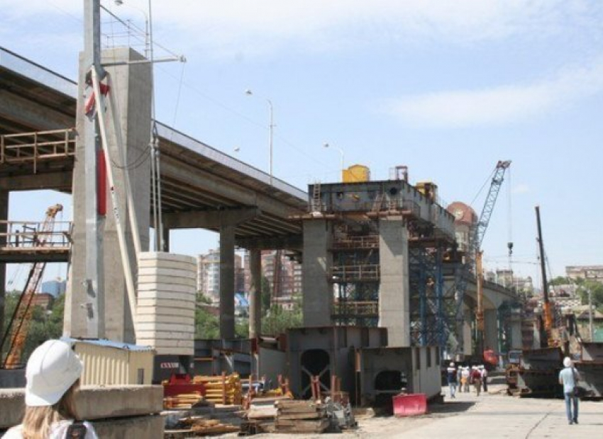 В Ростове началась активная фаза демонтажа Ворошиловского моста