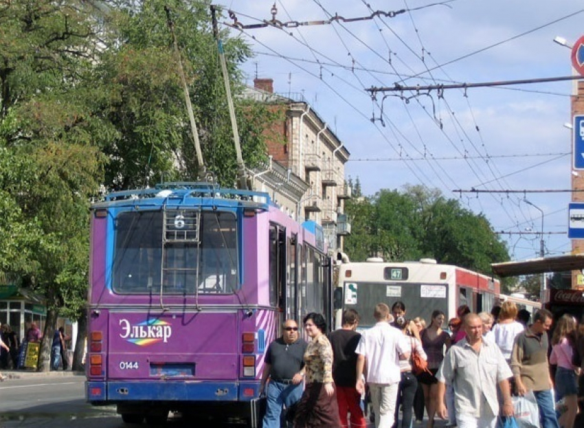 Автобусы и маршрутки решили убрать из центра Ростова на Первомай