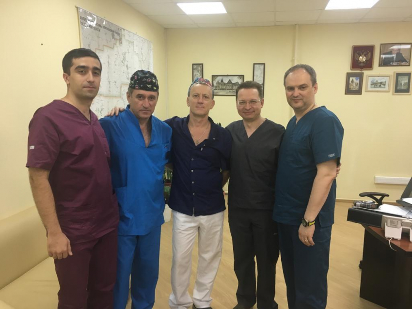 Таганрогские кардиологи совместно с коллегами из Москвы провели уникальную операцию
