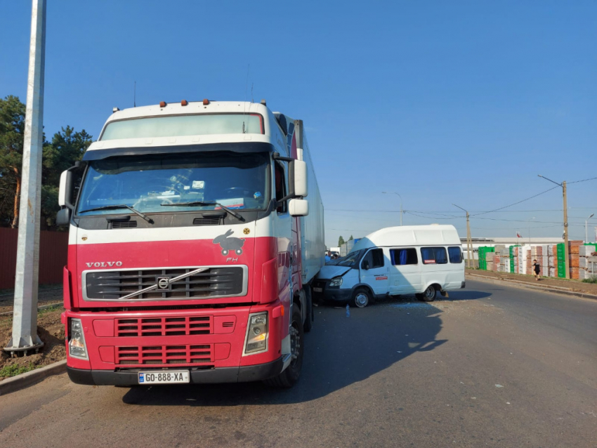 Прокуратура проведет проверку после ДТП с семью пострадавшими под Азовом