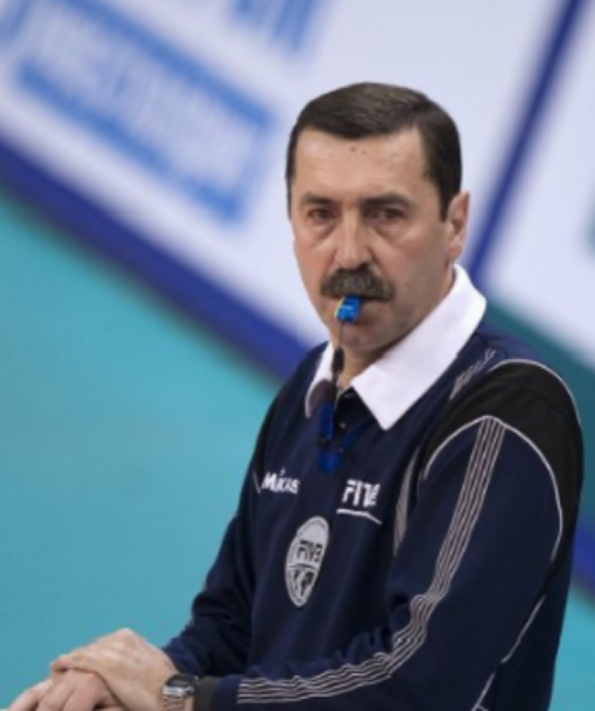 Ростовчанин Андрей Зенович судит матчи волейболистов  на Олимпийских играх в Рио