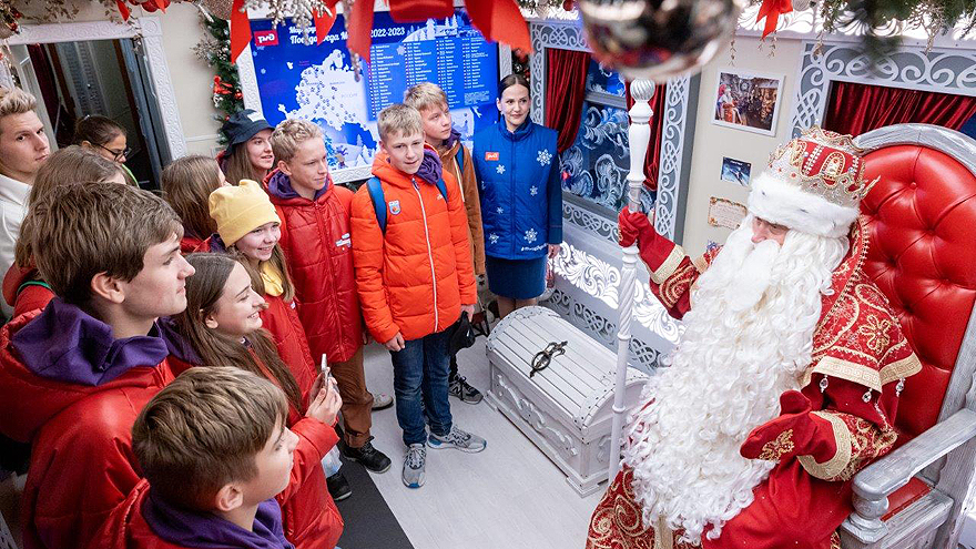 Перед Новым годом Поезд Деда Мороза побывает в Ростовской области