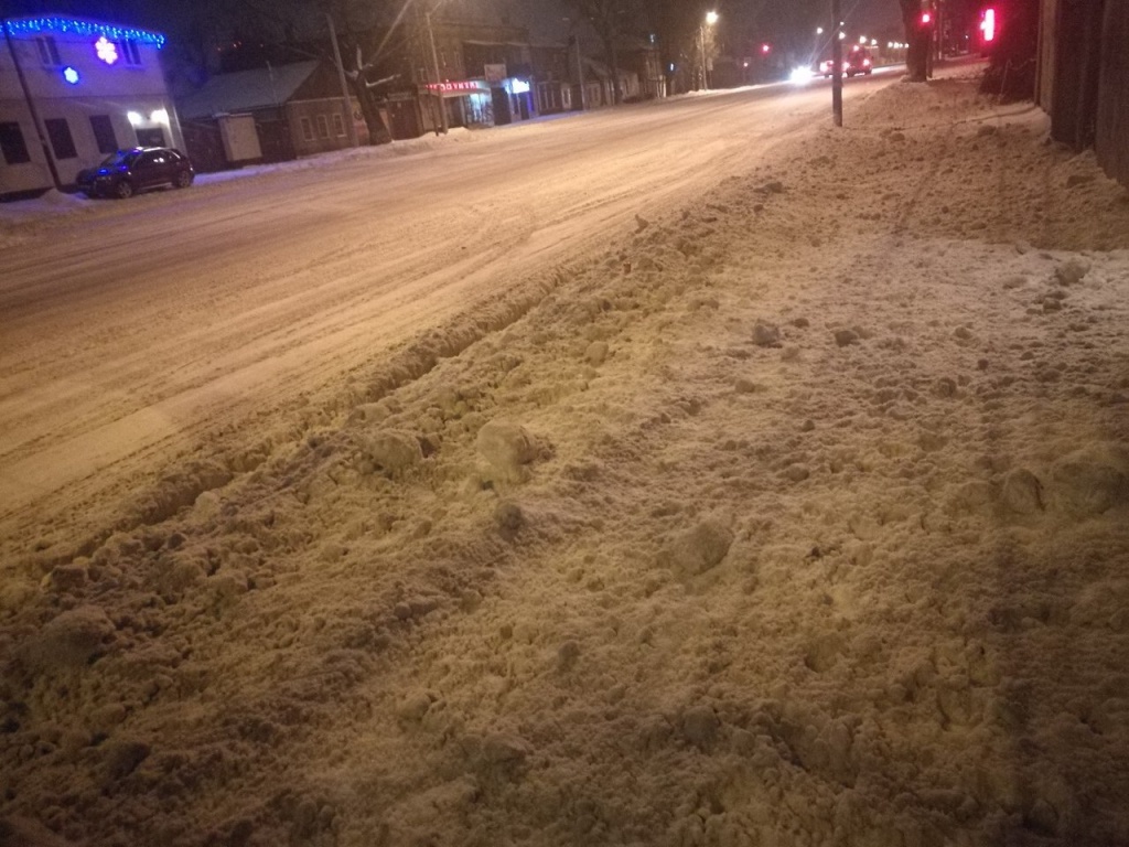 снег на тротуар.jpg