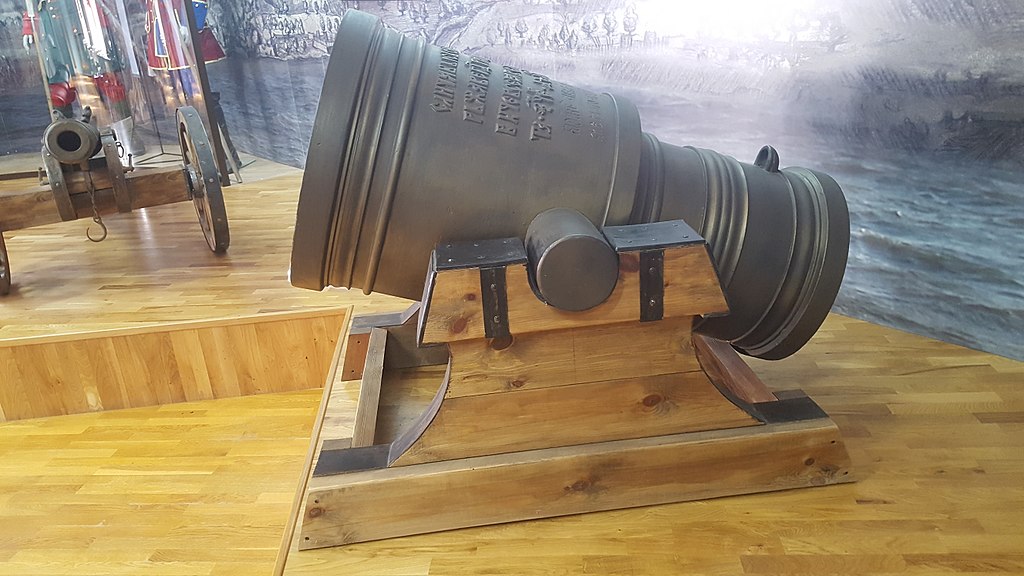 1024px-Mortar,_Azov_Museum_(2).jpg