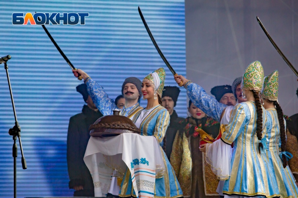 Участковый, сбивший насмерть юношу, скандал в полиции Таганрога и крах «Пирогов Кучкова»: чем запомнится ростовчанам эта неделя Участковый, сбивший насмерть юношу, скандал в полиции Таганрога и крах «Пирогов Кучкова»: чем запомнится ростовчанам эта неделя