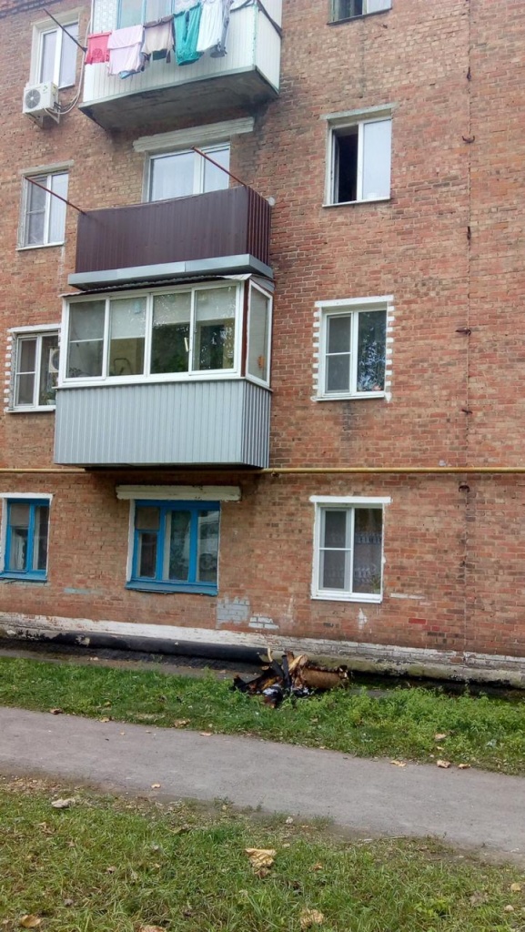 В Ростовской области восьмилетняя девочка прыгнула с третьего этажа, спасаясь от пожара. Фото: МЧС