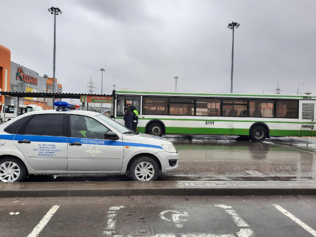 Слежка за автобусами: в Ростове водителей общественного транспорта  проверили на соблюдение ПДД